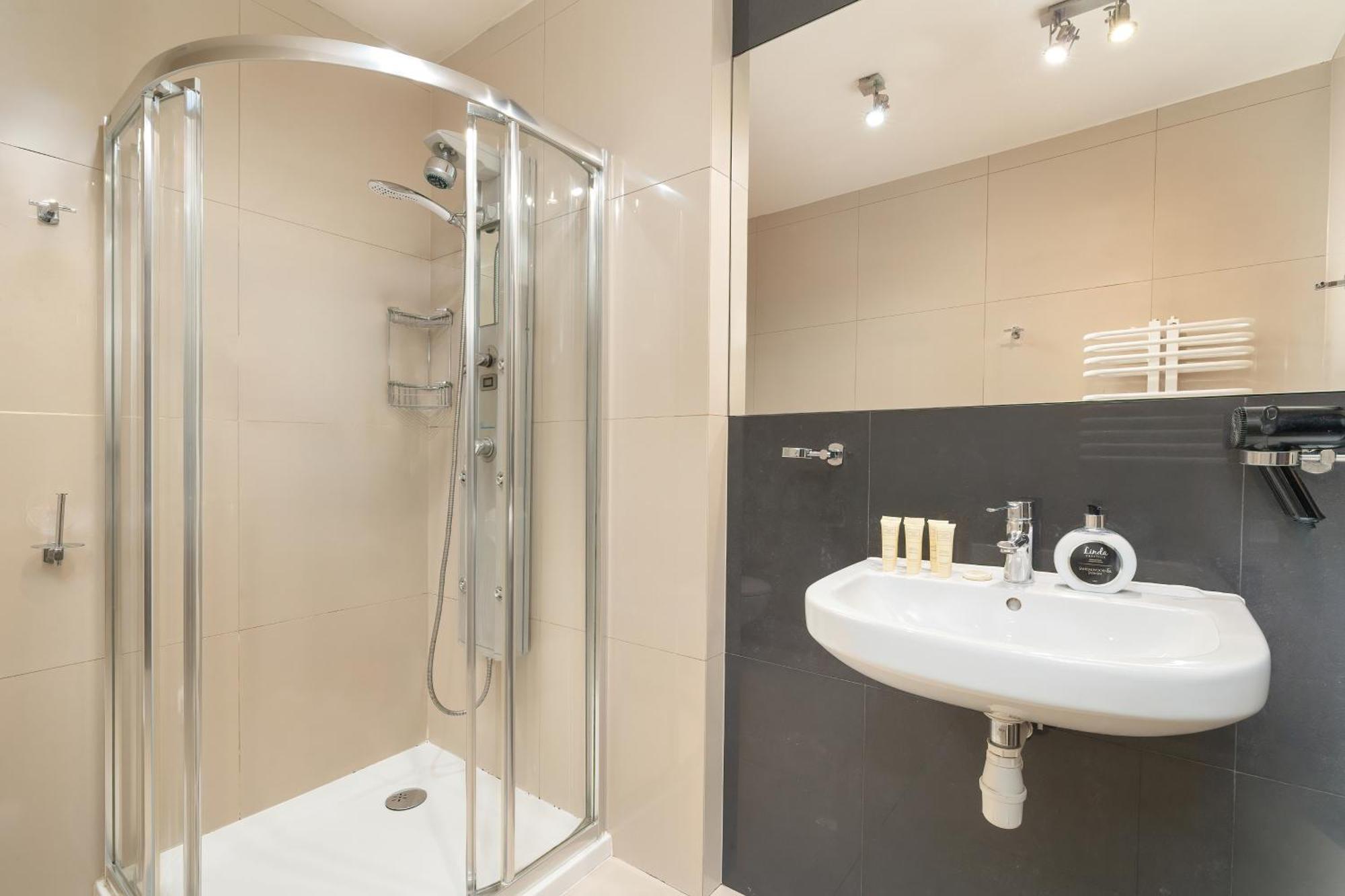 Przestronne Apartamenty W Zakopanem Z Trzema Sypialniami I Parkingiem By Noclegi Renters Exteriör bild