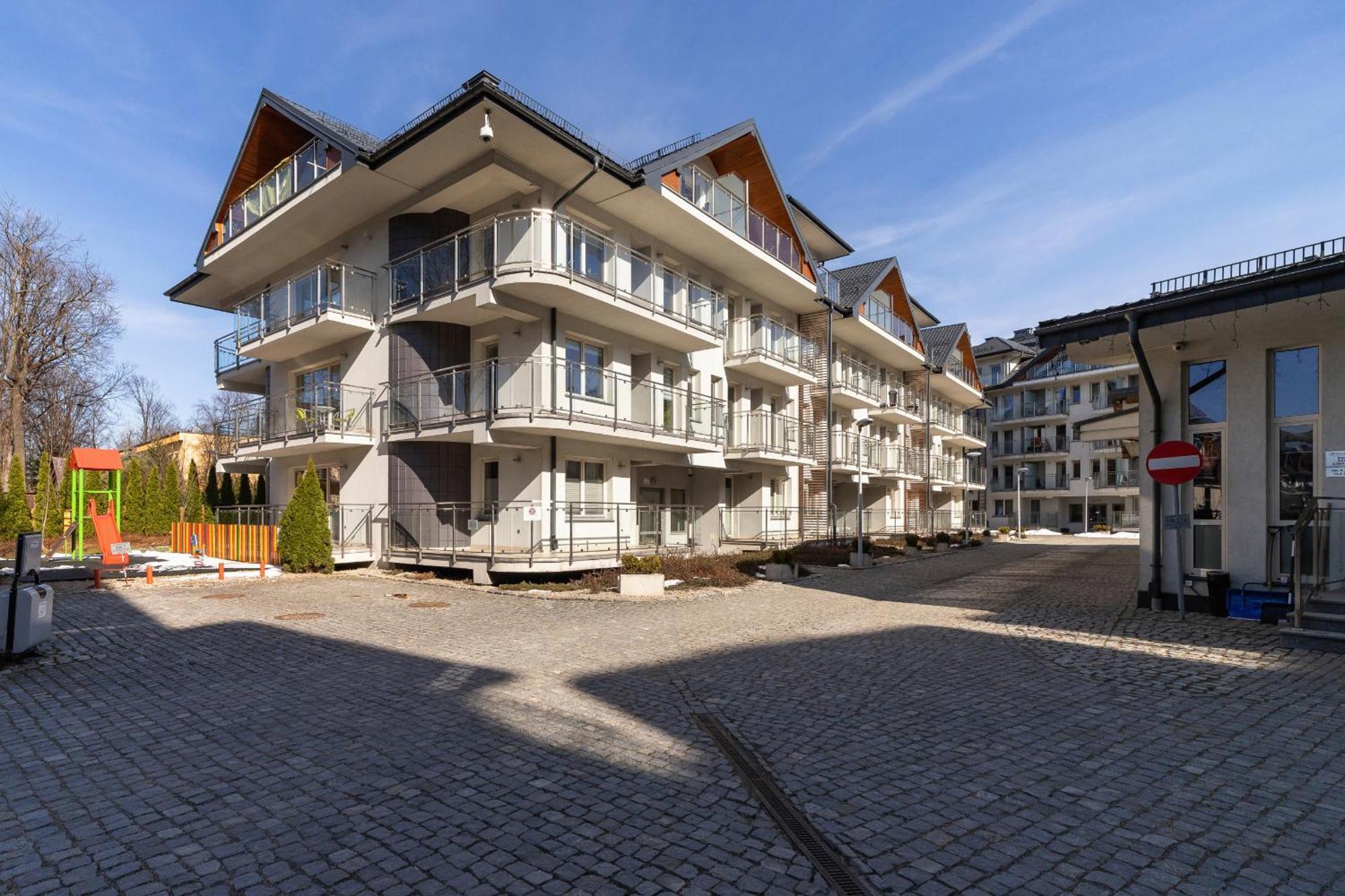 Przestronne Apartamenty W Zakopanem Z Trzema Sypialniami I Parkingiem By Noclegi Renters Exteriör bild